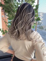 シェルヴ(XELVE)&nbsp;ホワイトグレージュ