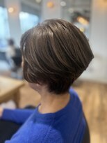 ベルライズ(Belrize)&nbsp;【脱白髪染めで“色を楽しむ”ショート】