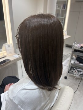 ルシエバイファブリック(Lucie by fabrique) 艶ブラウン×まとまりインナーカラー