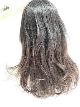ヘアーアンドアトリエ マール(Hair&Atelier Marl) 【Marl外国人風カラー】黒染め落としからのグラデーションカラー