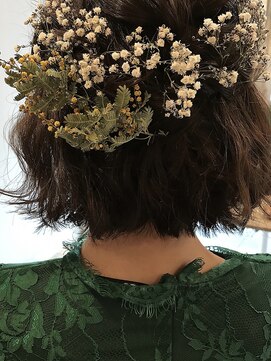 ロータス ヘアデザイン(LOTUS hair design.) フラワーヘアアレンジ×guest style