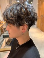 リノ 吉祥寺(Lino kichijoji)&nbsp;金メッシュ　刈り上げ　ツーブロ   リノ