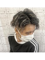 シリー(SILLY)&nbsp;アップバングツイストスパイラルハイライト