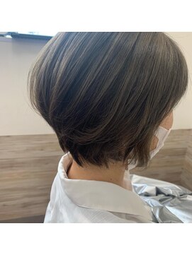 パピコ(Papiko) ショートボブxグレージュ