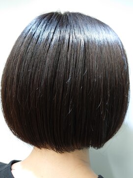 ヘアジーナ(Hair Jina) ツヤ髪黒髪ミニボブ☆