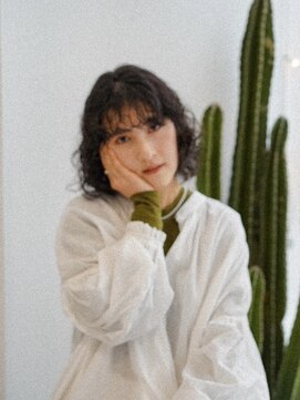 ハク アトリエ(HaKU atelier) カーリーウエット顔まわりレイヤーパーマパート２