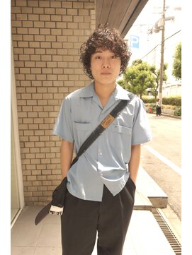 シイ(SIE) ミディアムパーマ