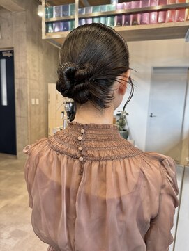 イミ(imi) ヘアアレンジ/ヘアセット/シニヨン/タイトアレンジ/カチモリ