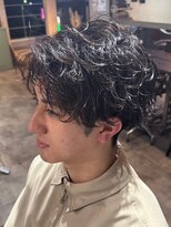 リット バイ フィフス 鹿児島中央駅店(Lit. by fifth)&nbsp;波巻きスパイラルパーマツイストスパイラルパーマセンターパート