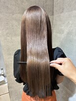 キャラ シャローネ 池袋(Chara Chalone)&nbsp;ブリーチ+髪質改善で叶う艶髪ヘア【岸雄一】