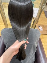 ルッツ(Lutz. hair design)&nbsp;12/30 アッシュグレー【千代田彩夏】