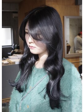 ムイミ(muimi) 【似合わせカット×カラー】フェミニンな大人スタイル◎