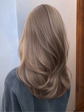 ロティー(loty) レイヤー ブリーチなしダブルカラー 韓国 ベージュ 透明感カラー