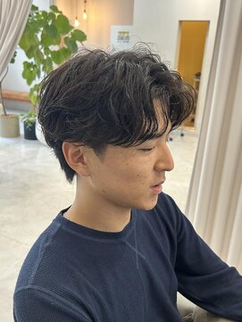 サイクル(CYCLE) MEN’S HAIR/サーフカール/刈り上げセンターパート/伊勢崎