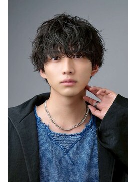 ブラック サッポロ(BLUCK SAPXOXO) men's大通駅学割U24眉毛波巻きシャドウパーマスパイキーショート