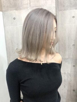 ミラク 町田(MIRAC) 【MIRAC町田店河原崎】ホワイトグレージュボブ