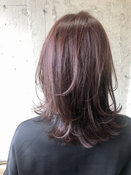 ペネロープ(Penelope) ラベージュ/ミディアム/ウルフ/レイヤー