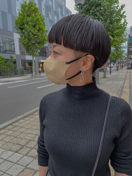 レミー(Remii) 前上がりマッシュショート