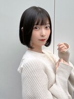 アイユー(ii+U)&nbsp;ボブ　小顔カット　アッシュブラック