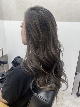 ジゼル 博多(GiseL) 色気バレイヤージュ/ Gisel かじ@kaji_de_experiences[博多]