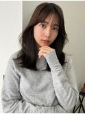 黒髪　暗めヘアカラー　韓国風　くびれ