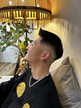 エイトハンズ(EIGHT HANDS) スキンフェード