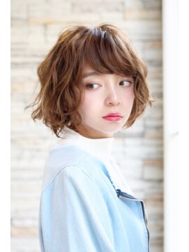 ルーツ(ROOTS) お手入れなしでキマるウェーブボブ