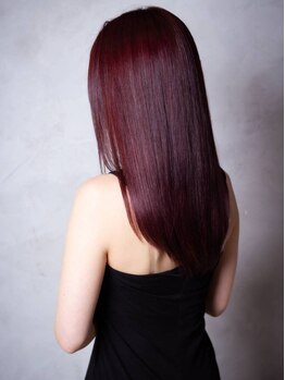燈の写真/髪を傷ませない施術で自然なストレートヘアを実現◎元からストレートなようなナチュラルなまっすぐ感♪