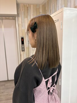 ネウィ 広島(newi) ハイトーン/ミルクティーベージュ/切りっぱなし/ボブ/髪質改善