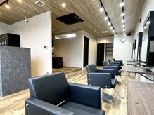アグ ヘアー フロム 笹貫店(Agu hair from)