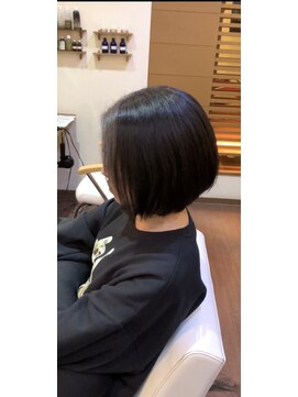 ヘアーメイク ラピス(hair make Lapis) 前下がりボブ/前髪グレー/フェイスフレーミング