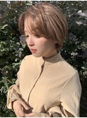 柔らかベージュ×ブリーチダブルカラー×イメチェン小顔ショート