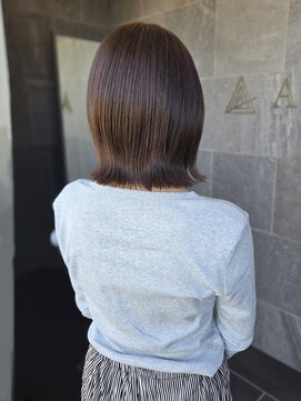 メゾン アヴァロ(Maison Avallo) 簡単スタイリングくびれボブ