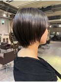 ショートボブ