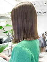 ラレイ ハラジュク(Lalei harajuku)&nbsp;原宿外ハネボブ切りっぱなしボブレイヤーボブくびれボブ20代30代