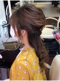 パーティーハーフアップ