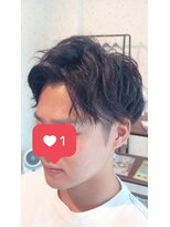 アミーコ(Amico)&nbsp;ビジネスマンヘアツーブロック刈り上げショートシャドーパーマ