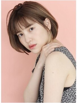 ロビー 表参道(ROBBY) ひし形ショートボブ／前髪あり／表参道／30代40代50代