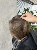 リベルテ 上板橋(liberte)&nbsp;白髪の魅力を活かしたカラー