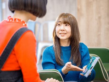 スゥ(Suu)の写真/”透明感×艶×ダメージレス”を意識したカラーを提案。年齢による髪の悩みを解決へと導きます♪