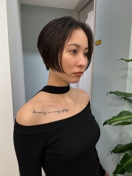 トゥーリ 薬院店(tuuli) tuuli miyu NANAショート/前髪長めショート/黒髪ショート