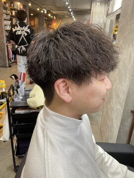 カーニー 上野(kearny) ツイストスパイラルパーマ/縦落ちパーマ/無造作パーマ