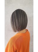 透明感カラー×ショートボブ