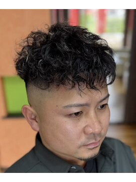 ピシャッとニ代目銀二郎 スペインパーマ