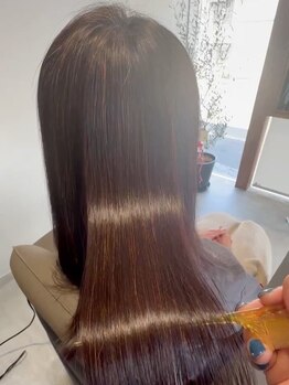 ブルー(blue)の写真/家族みんなの髪のお悩みを解決！髪質改善オーダーメイドの酸性ストレートで手に入れる、理想のツヤ髪♪