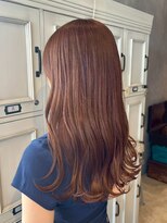 エスケープ トゥ ボナ(ESCAPE to bona.)&nbsp;深みカラー×艶感◎好感度アップの愛されロング/コテ巻き