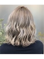 レム 三鷹(REM) おしゃれミルクティーアッシュ