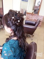 美容室 シャルドン 編み込みハーフアップ