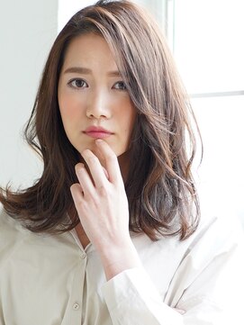 ジジ(GIGI) 抜け感ロング