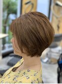 20代30代大人可愛い色っぽ小顔丸みショート